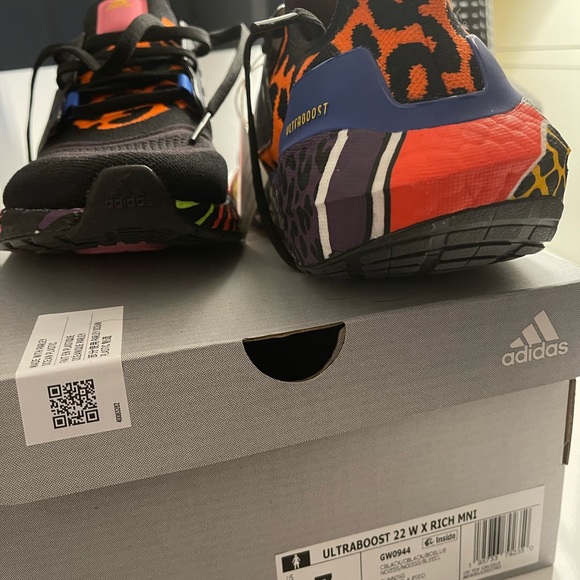Adidas ULTRABOOST 22 X RICH MNISI SHOES - Picture 3 of 10
